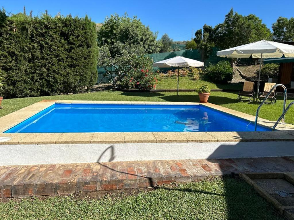 Ferienhaus Cupiana Piscina Privada *