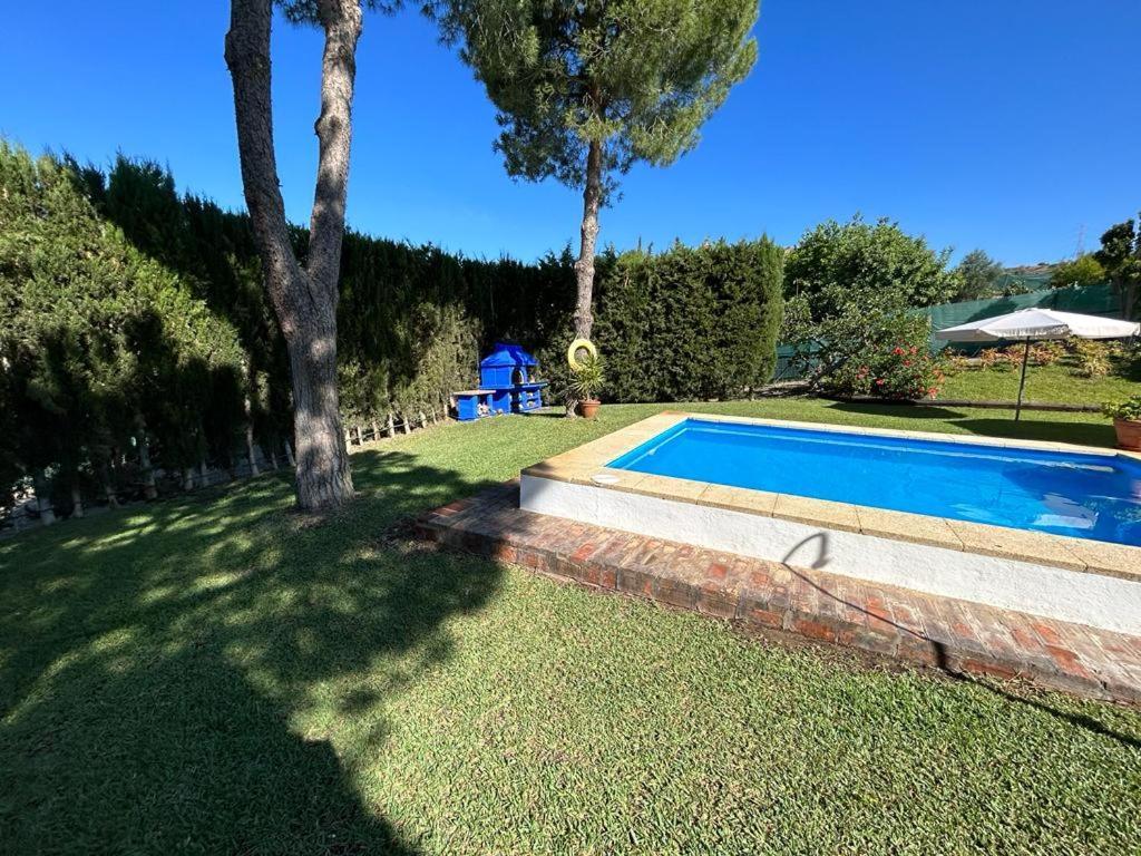 Cupiana Piscina Privada Ferienhaus Málaga